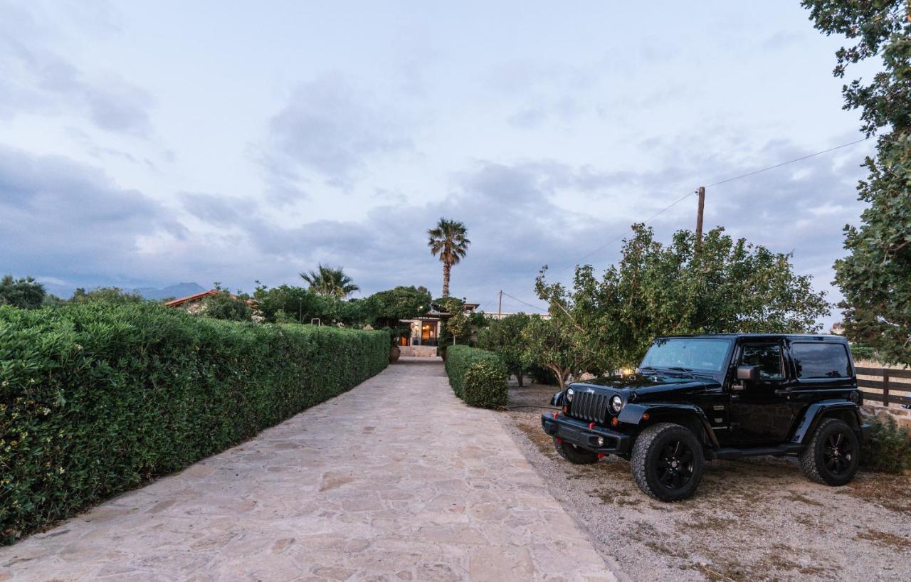 Villa Repsimia With Private Jacuzzi Kokkinos Pirgos Exteriér fotografie