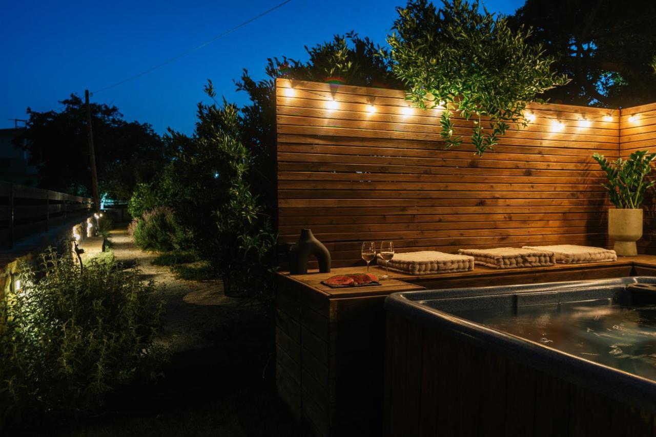Villa Repsimia With Private Jacuzzi Kokkinos Pirgos Exteriér fotografie